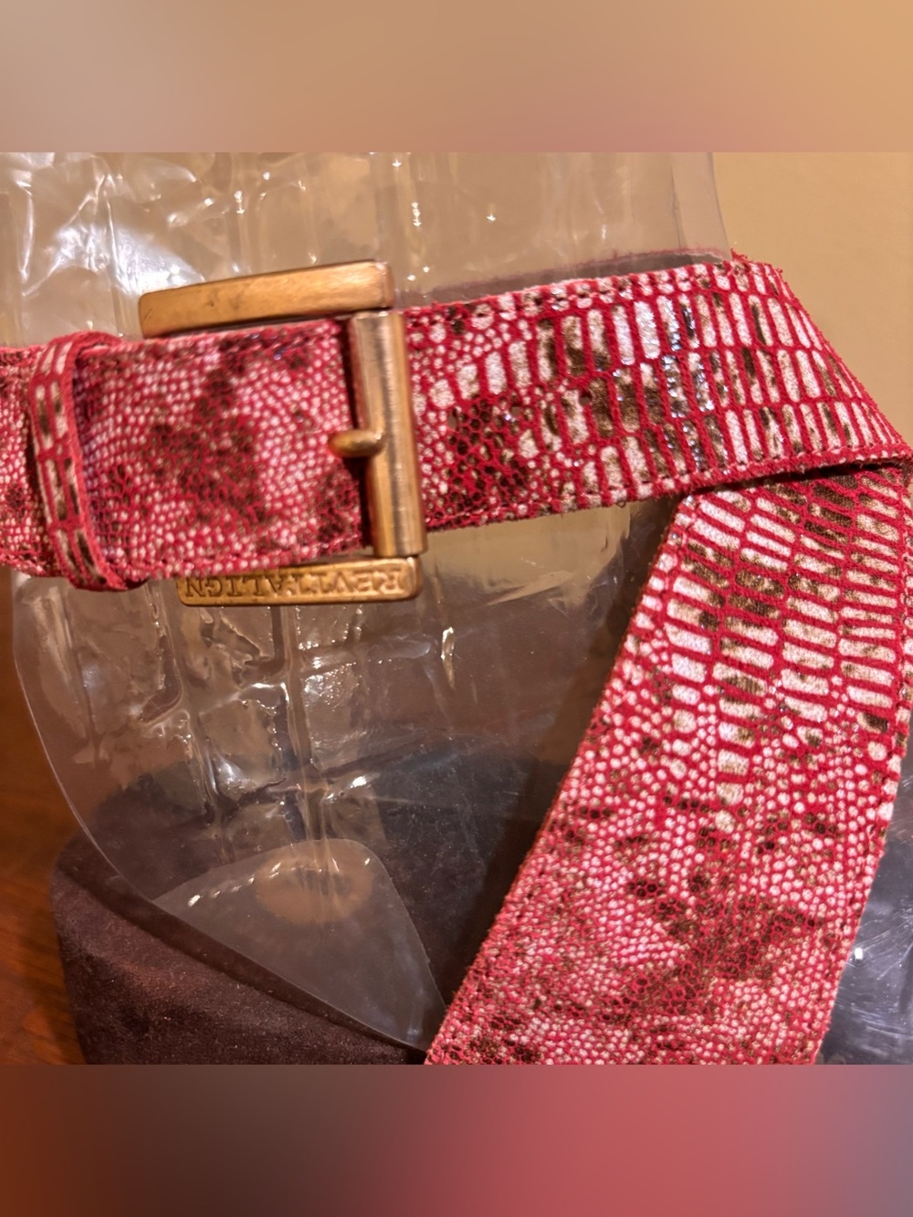Revitalign Swell Wedge Ankle Strap Sandals Size 9 in Tibetan Red Suede - Picture 3 of 8